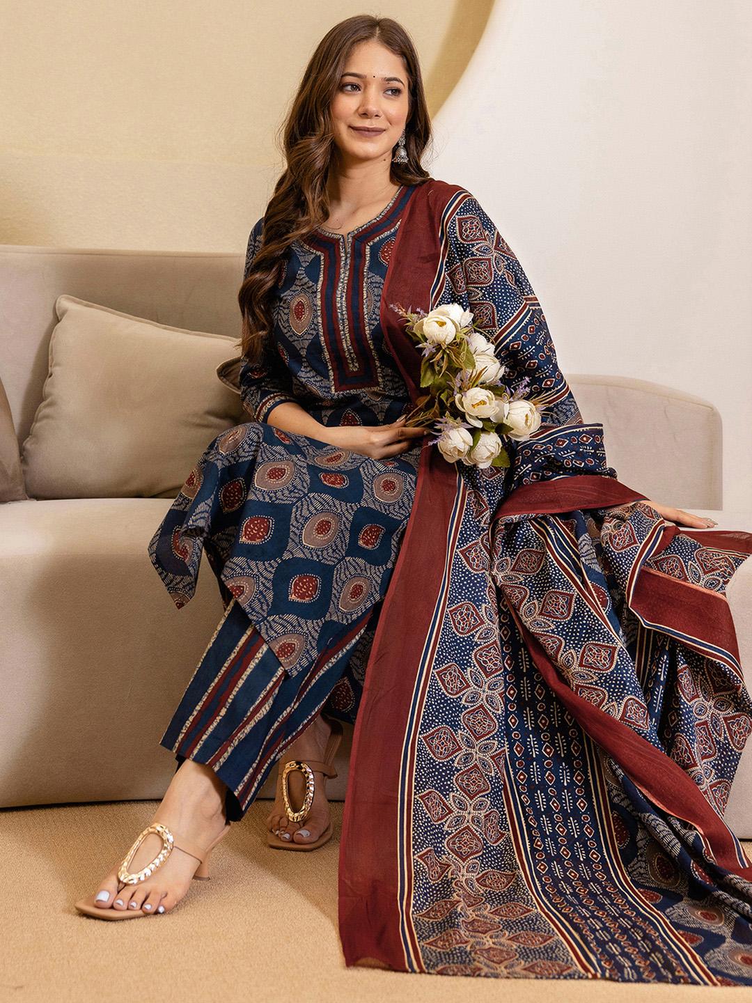 Women Navy Geometric Print Kurta With Pencil Pants & Dupatta