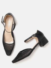 DressBerry Women Black Textured Pumps