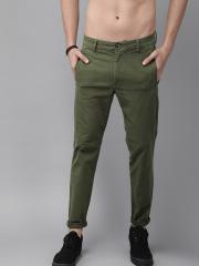 The Roadster Lifestyle Co Men Olive Green Solid Chinos