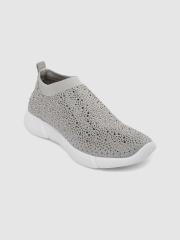 CERIZ Women Grey Slip-On Sneakers