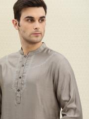 House of Pataudi Men Grey Solid Straight Kurta With Embroidered Detail