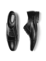 INVICTUS Men Black Solid Formal Oxfords