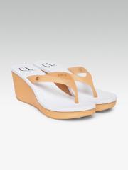 Carlton London Women Nude-Coloured Solid Sandals