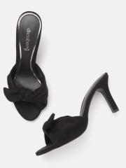 DressBerry Women Black Solid Slim Heels