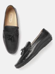 Egle Men Black Leather Tasselled Loafers