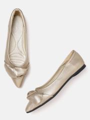 DressBerry Women Gold-Toned Solid Ballerinas