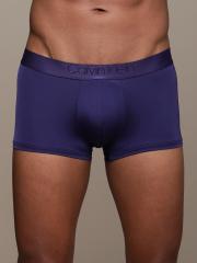 Calvin Klein Underwear Men Navy Blue Solid Trunks NB2180HP9