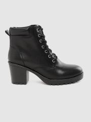 Roadster Women Black Solid Heeled Boots