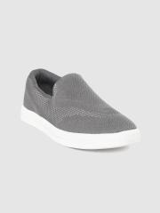 Crew STREET Women Grey Woven Design Sneakers