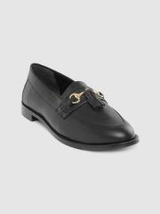 Carlton London Women Black Tasselled Loafers