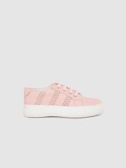 YK Girls Pink Solid Sneakers with Laser Cut Detail