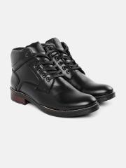 Roadster Men Black Solid Flat Boots