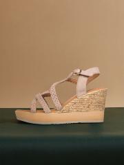 Flat n Heels Women Beige Woven Design Wedges