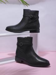 DressBerry Women Black Flat Boots