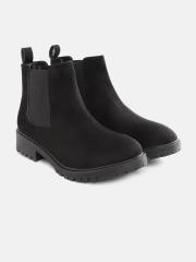 DressBerry Women Black Solid Flat Boots