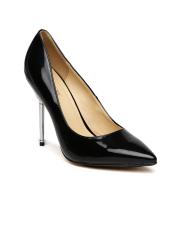 Monrow Women Black Solid Pumps