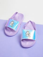 Fame Forever by Lifestyle Girls Purple & Blue Printed Thong Flip-Flops