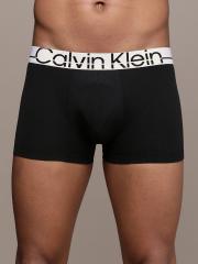 Calvin Klein Underwear Men  Black Typographic Printed Trunk NB315999E