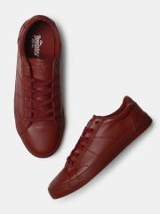 Roadster Men Maroon Sneakers