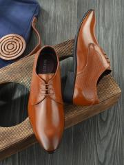 INVICTUS Men Tan Solid Formal Derbys