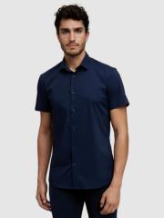 Celio Men Navy Blue Solid Cotton Straight Slim Fit Casual Shirt