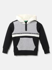 United Colors of Benetton Boys Black Colourblocked Sweatshirt