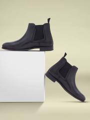 Red Tape Men Black Solid Chelsea Boots