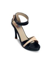 meriggiare Women Black Colourblocked Sandals