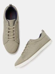 Roadster Men Beige Sneakers