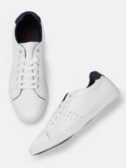 Roadster Men White Sneakers