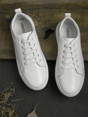 The Roadster Lifestyle Co. Men White Lightweight Casual Sneakers