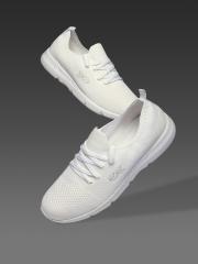 Crew STREET Men White Running Shoes