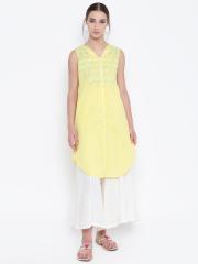 Karigari Women Yellow Printed Straight Kurta