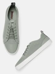 Roadster Men Grey Sneakers