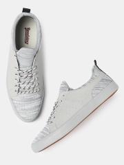 Roadster Men Grey Sneakers