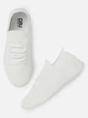 Crew STREET Men White Slip-On Sneakers