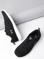 Crew STREET Women Black Running Shoes