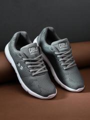 Crew STREET Men Grey Running Shoes