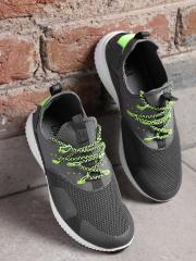 Crew STREET Men Grey Running Shoes