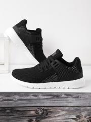 Crew STREET Women Black Running Shoes