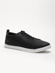 LOCOMOTIVE Men Black Sneakers