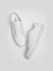 LOCOMOTIVE Men White Sneakers