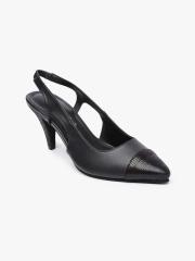 Monrow Women Black Solid Pumps