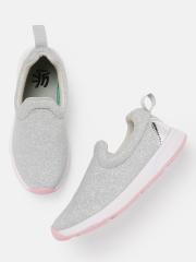 YK Girls Silver-Toned Slip-On Sneakers