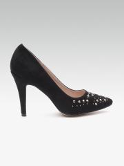 Carlton London Women Black Embellished Pumps