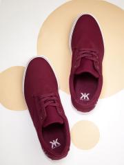 Kook N Keech Men Maroon Sneakers