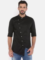 The Indian Garage Co Men Black Solid Straight Kurta