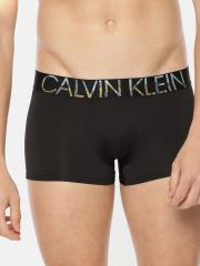 Calvin Klein Underwear Men Black Solid Trunk NB1834001