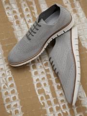 INVICTUS Men Grey Sneakers