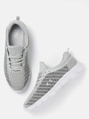 Crew STREET Men Grey Running Shoes